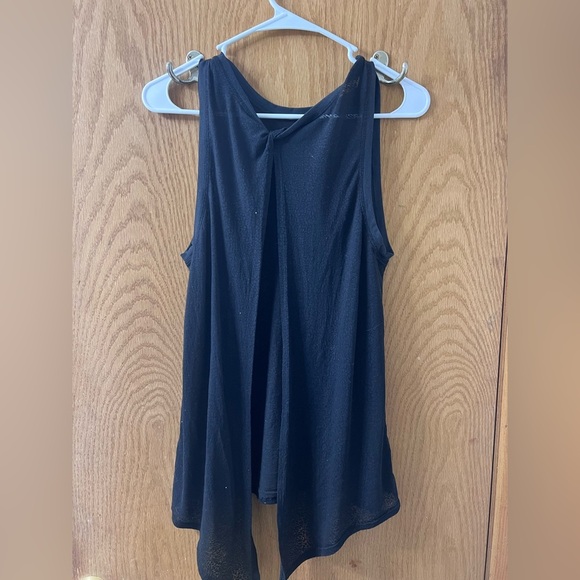 Lululemon Meet Halfway Tank - Picture 3 of 4